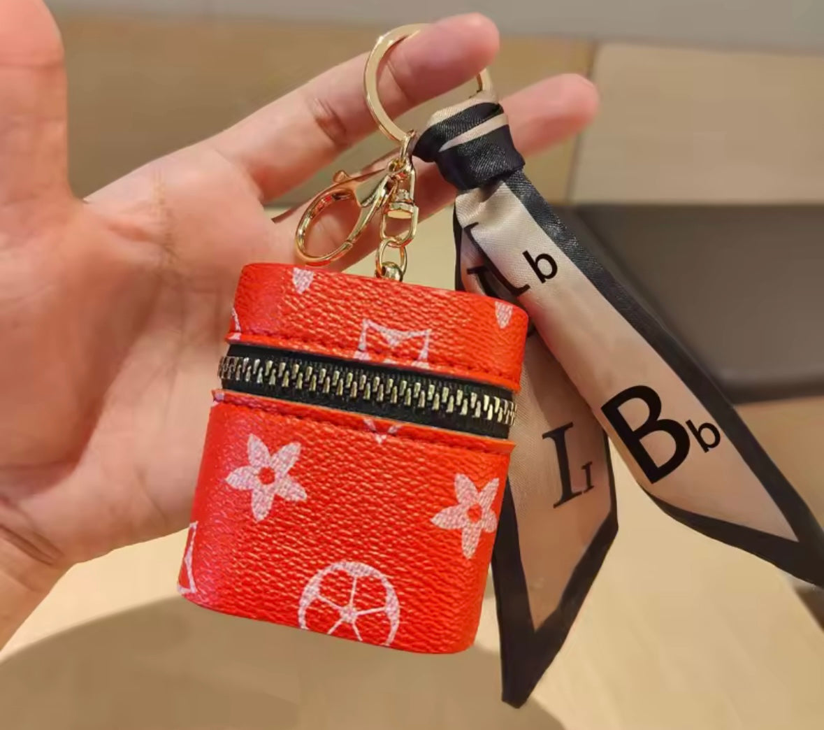 AirPod bucket bag